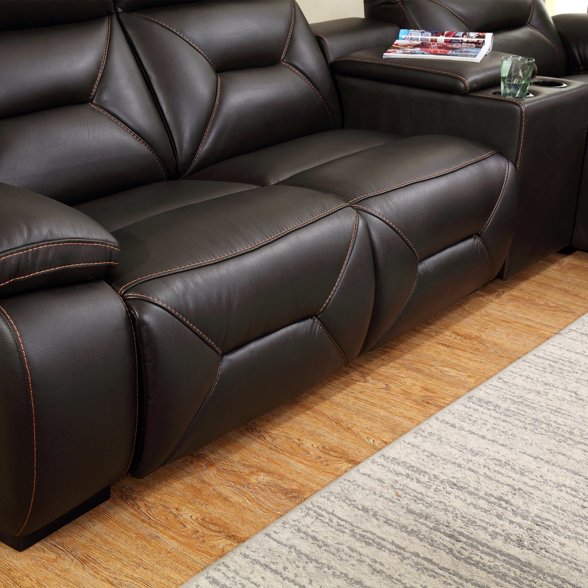 Living Room Furniture Electric Sofa Chair Features Sofa Bed Fabric Sofa High Quality Sofa